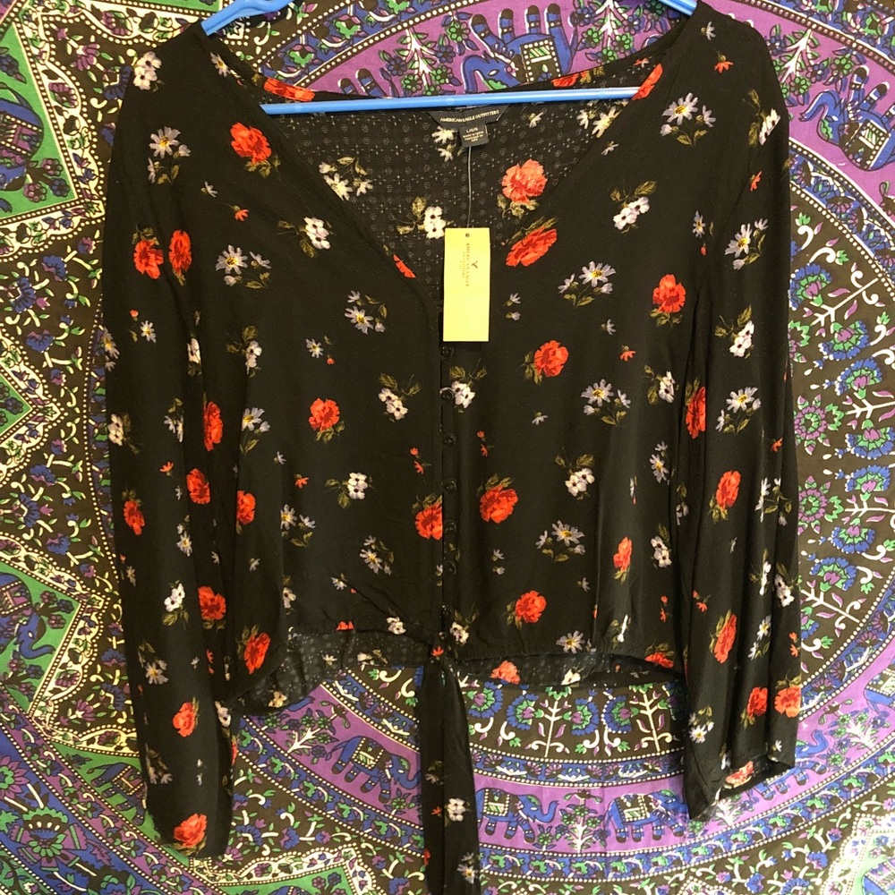 American Eagle 3/4 Sleeve Cropped Blouse